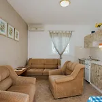 By The Sea Marina, Trogir - 5968 Апартаменты *