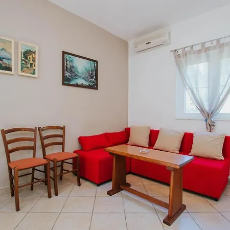 By The Sea Marina, Trogir - 5968 Апартаменты Марина