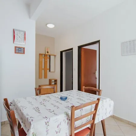 By The Sea Marina, Trogir - 5968 Апартаменты Марина